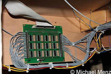 Modelleisenbahn - Foto von einem Optokoppler mit 48 Eingängen